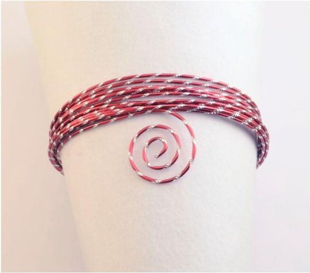 Vaessen Creative Aluminium draad - Aluminium wire diamond cut 2mm 5m rood