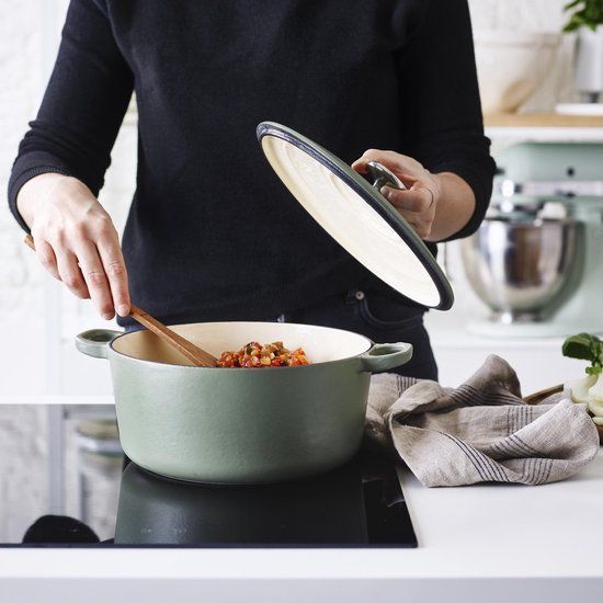 BK Bourgogne Braadpan Ø 24 cm - Olijf groen - Gietijzer - Inductie