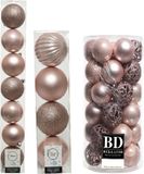 Decoris Kerstballen set kunststof lichtroze 6-8-10 cm - 59 stuks - mat en glans - mix formaten