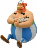 Plastoy Asterix & Obelix spaarpot - Obelix met Idefix en geldzakken - 22cm
