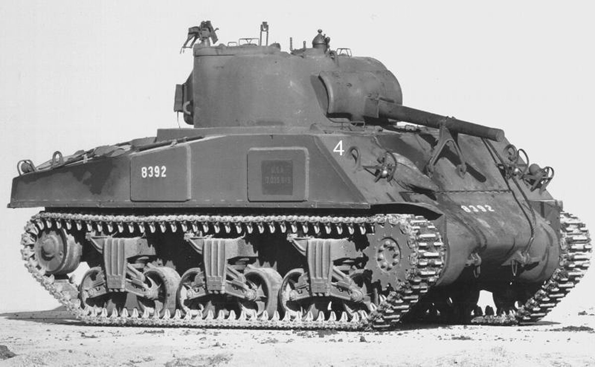 Zvezda - 1/72 M4 A2 (75mm) Sherman Medium Tank (12/21) * - ZVE5063
