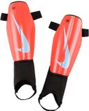 Nike Charge Scheenbeschermers Rood L