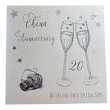 Witte WHITE COTTON CARDS Witte katoenen kaarten China liefde op uw speciale dag, handgemaakte 20e verjaardag kaart (champagne bril)