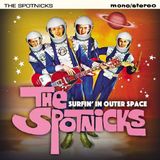 Music&Words The Spotnicks - Surfin' In Outer Space (CD)