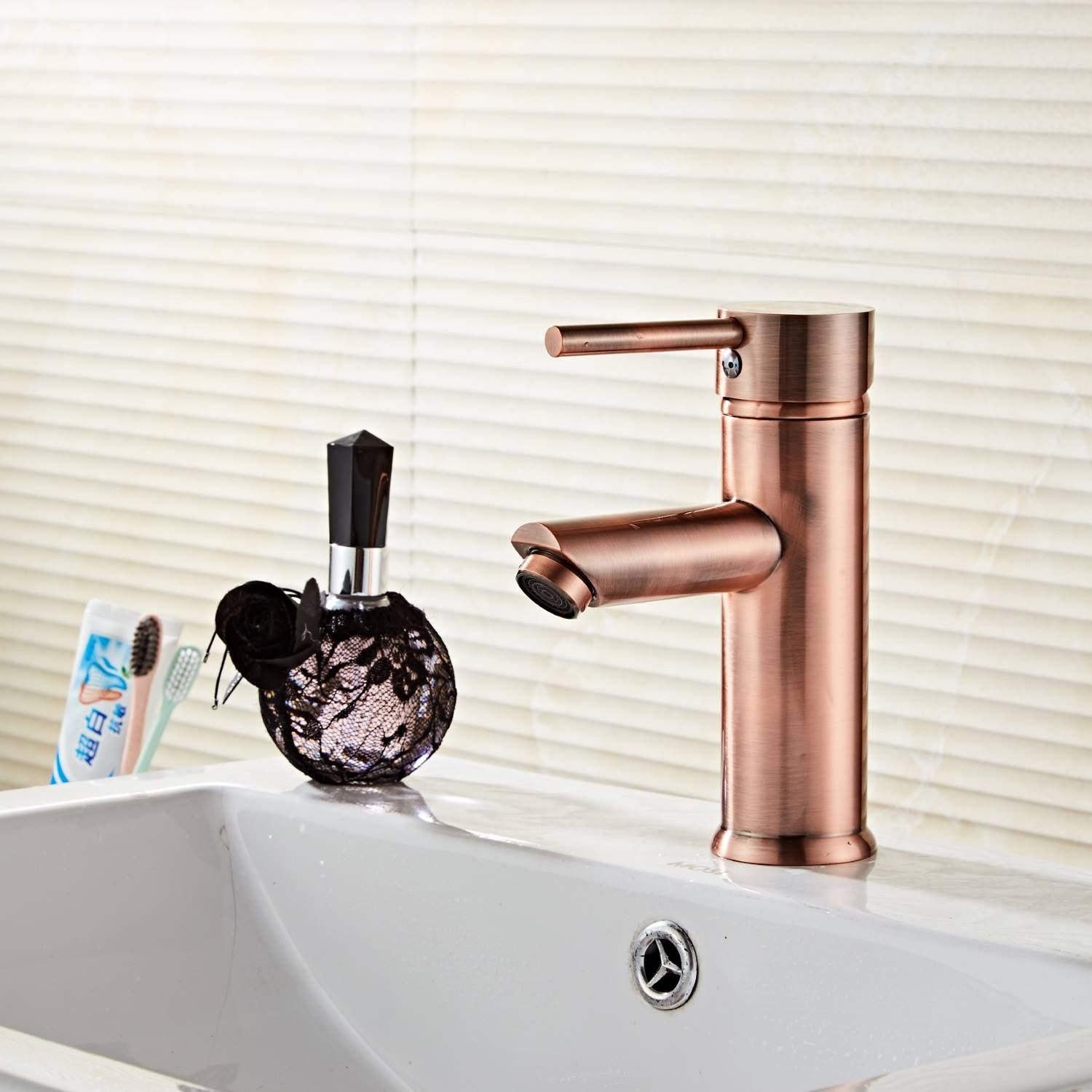 Boss & Wessing Wastafelkraan bws koper met eenhendel geborsteld koper