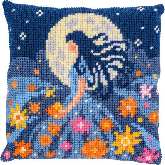 Vervaco Kruissteekkussen kit - Meisje met de maan - 40 x 40 cm