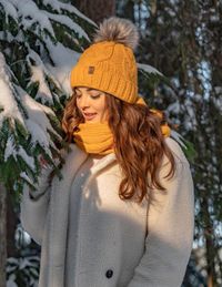 Vivisence Dames Wintermuts En Colsjaal Set - Honingkleurig