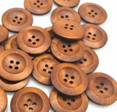 15 elegante houten knopen 25 mm bruin