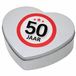 Bellatio Decorations Cadeau 50 jaar - hartjes snoep blik met leeftijd etiket - 18x17 cm - verpakking - verjaardag