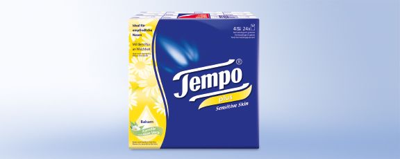 Tempo Plus sensitive skin kamille/aloe - 9 x 24 stuks