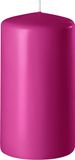 Enlightening Candles Cilinderkaars/stompkaars - fuchsia roze - D6 x H15 cm - 58 branduren - Dikke kaarsen - Voor kandelaar of plateau