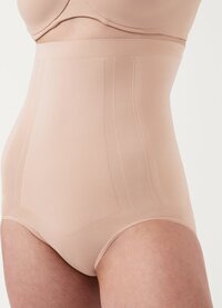 Spanx Oncore High Waisted Slip - Soft Nude - M