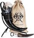 Unyqoos® Gobelet, extra grand (environ 0,45 litre) – Set Viking 5 pièces avec support, porte-gourde en cuir et décapsuleur, adapté pour hydromel, sans danger pour les aliments