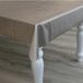 Bellatio Design Luxe kerst tafelzeil/tafelkleed gouden metallic look 140 x 300 cm