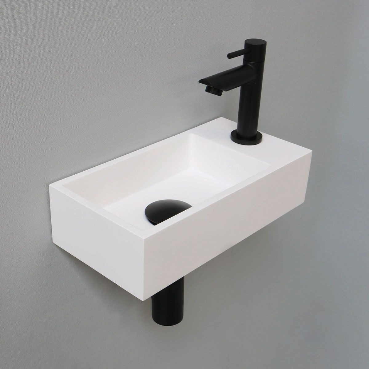 Ink Fonteinset Versus Rechthoek Rechts 36x18x9cm Polystone Mat Wit Toiletkraan Sifon Plug Mat Zwart