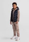 Minoti Gewatteerde Bodywarmer Jongens Capuchon - Zwart - Polyester - Maat 110