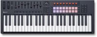 Novation FLkey 2 49 - halfverzwaard USB MIDI-toetsenbord voor FL Studio. Maak beats met pitchbend en modulatiewielen, 16 ritmische pads, een arpegiator en 6 maanden FL Studio-abonnement