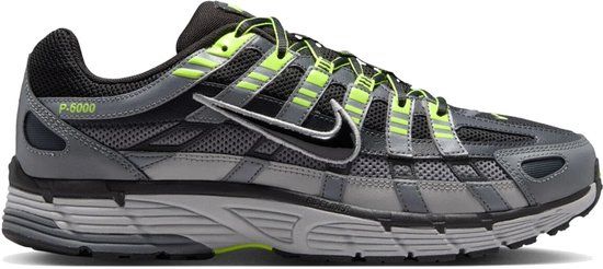 Nike P-6000 Sneakers Zwart Maat 45.5