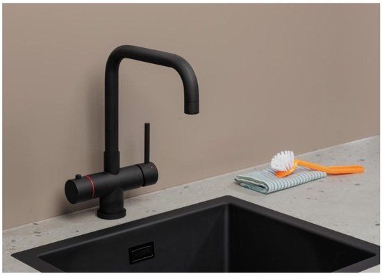 Selsiuz kranen Selsiuz 351220 Push & Turn 3-in-1 Haaks Sturdy Black Zwart met Combi (Extra) boiler