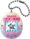 Bandai - Tamagotchi - Originele Tamagotchi - Angel Cake - Virtueel elektronisch dier met kleurenscherm - Interactief dierenspeelgoed in het Engels - Angel Cake - Speelgoed voor kinderen van 8 jaar en + - 46165