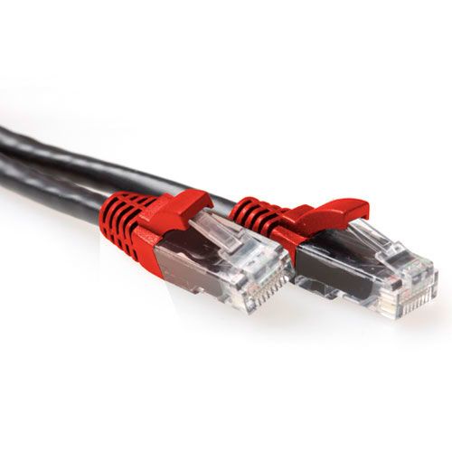 ACT Zwarte 5 meter U/UTP CAT6A patchkabel