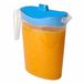 Hega Hogar Waterkan/sapkan met afsluitbare deksel in blauw - 1,5 liter - kunststof - 9 x 21 cm - Compact formaat voor in koelkastdeur