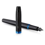 Parker IM Vibrant Rings Vulpen | Satijn zwarte lak met marineblauwe accenten | Fijne punt met blauwe inkt navulling | Geschenkdoos