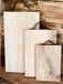 b-home-interieur.be Eiken snijplank / presenteerplank met leren handvat - Tapas/Kaas plank - Dikte 4 cm - 50 x 28 cm - GROOT