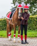 QHP Rendiermuts Paarden - Paardenmuts - Rood/Wit
