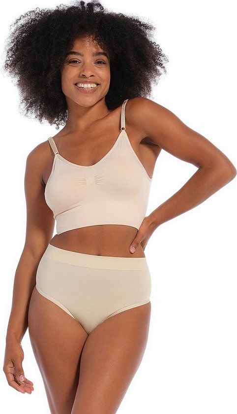 MAGIC Bodyfashion Comfort String Latte - Maat L