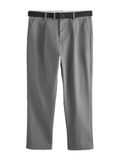 Next - Heren - Chino met enkele plooi, riem en taps toelopende pijpen - Grijs