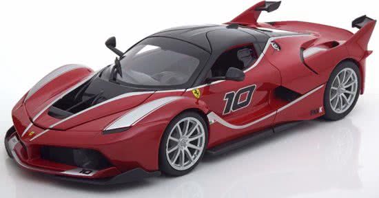 Burago Ferrari FXX K No.10 - 1:18 - Rood