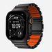 Nomad Stratos Horlogeband Zwart Hardware 45/46/49mm – Titanium Klasse 4 Hardware – Krasbestendige DLC-Coating – Compatibel met Apple Watch Series 1-11 en SE - Oranje