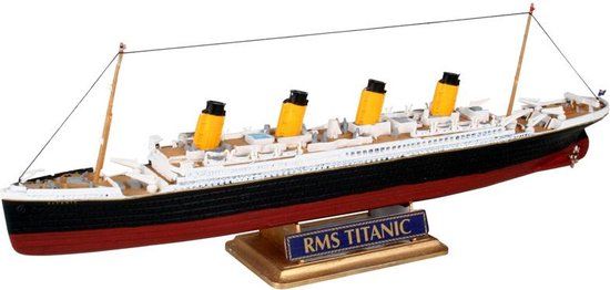 Revell R.M.S. Titanic Plastic Model Kit 1:1200 - 05804