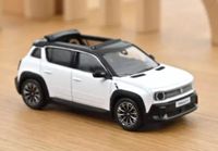 Norev Renault 4 E-Tech Electric 2025 Glacier Wit - Model 1/43