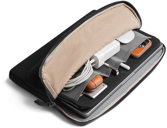 Bellroy Caddy Sleeve 14 inch - Black