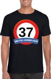 Bellatio Decorations Shoppartners Bv 37 jaar and still looking good - t-shirt met verkeersbord print - zwart - voor heren - verjaardag cadeau - party - feestartikelen 37 jarige L