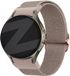 Bandz Elastisch nylon bandje 'Easy fit' - Geschikt voor Samsung Galaxy Watch 7 (40 & 44mm) / Galaxy Watch 6 Classic (43 & 47mm) / Galaxy Watch 5 (Pro) / Galaxy Watch 4 (Classic) / Galaxy Watch FE (milk tea)