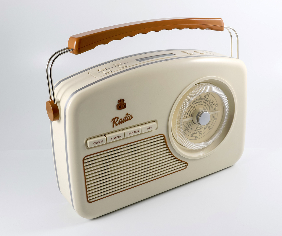 GPO RYDELLDABCRE Trendy jaren 50 style DAB+-radio bruin, crème