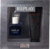 Replay Essential For Him! Gift Set - Eau de toilette 30 ml en shower gel 100 ml