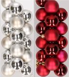 Decoris Kaemingk B.V. 32x stuks kunststof kerstballen mix van zilver en donkerrood 4 cm