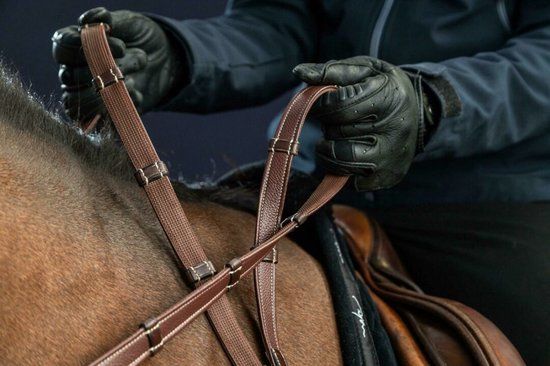 Dy on 5/8'' Hunter Reins with 7 leather loops - Black - Full