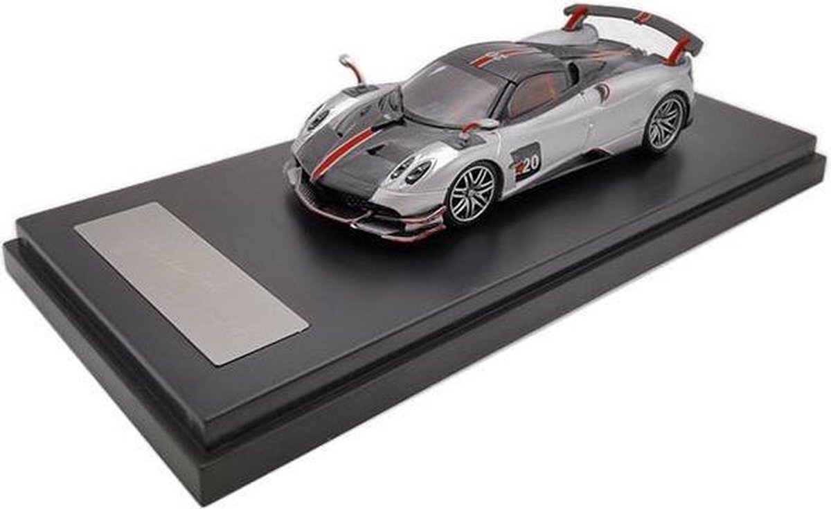 LCD MODELS Huayra BC Roadster Silver