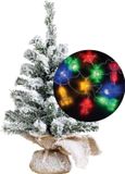 Everlands Out Of The Blue Kg Mini kerstboompje besneeuwd - 45 cm - incl. ruimte thema lichtsnoer 165 cm - kunststof