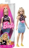 Fisher-Price Barbie Pop, kinderspeelgoed, blond, mollig lichaamstype, Barbie Fashionistas, outfit met Girl Power-print, kleding en accessoires HPF78