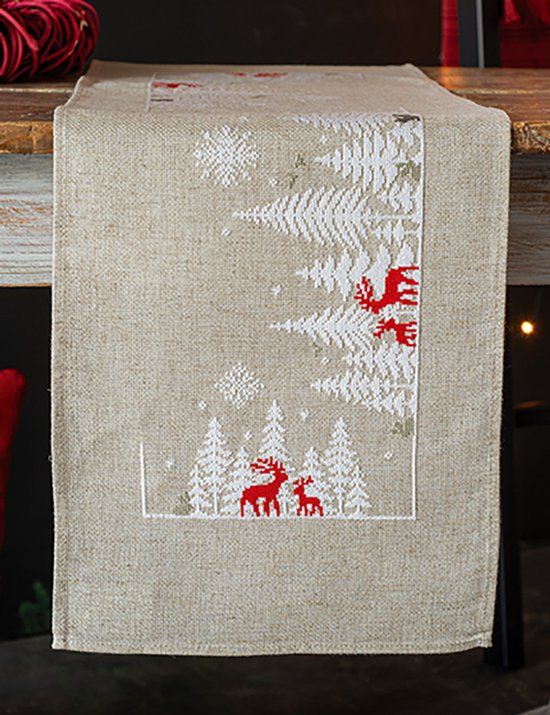 Vervaco Aïda loper kit - Winter in het bos - Kerst - Borduurpakket