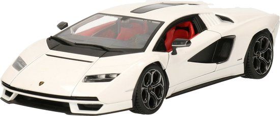 Bburago Lamborghini Countach 2022 - White - 1:24 Scale Model Car