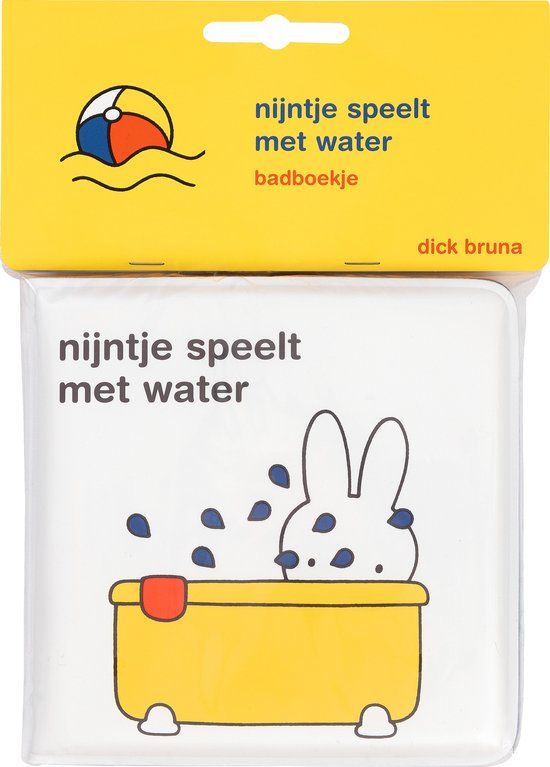 Nijntje speelt met water