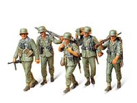 Tamiya 35184 1:35 WWII Fig.Set MG-Trupp i.Manoever (5)