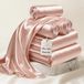 Madison Park Essentials Satijnen lakenset, luxe en zijdeachtig met natuurlijke glans, premium 40,6 cm diepe zak, rondom elastisch - beddengoed het hele jaar door, volledig, blush, 6-delig